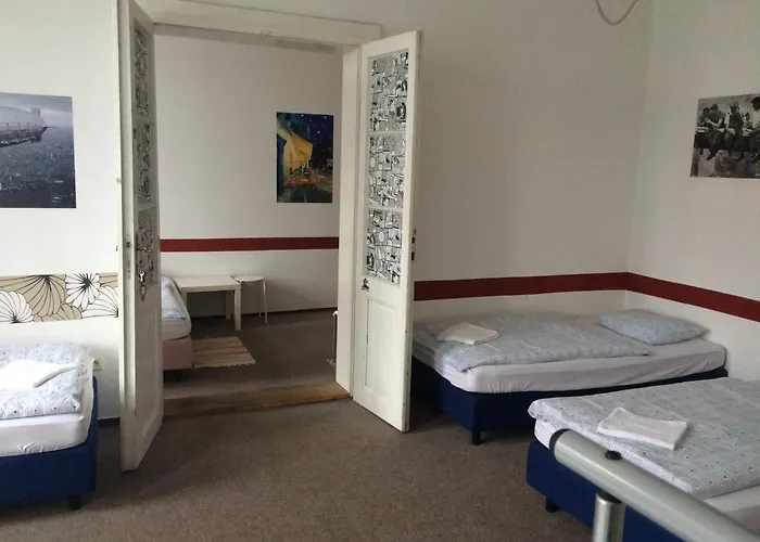 Charles Square Hostel Praga