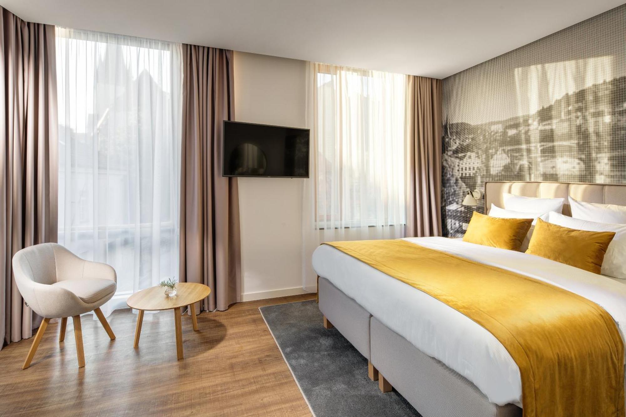 Deluxe Double or Twin Room,1195538233:JPEG