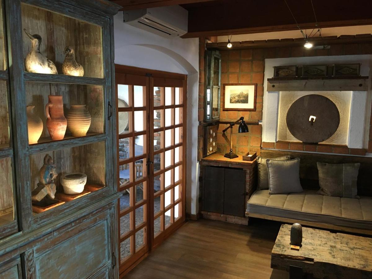 Deluxe Double Room Fireplace