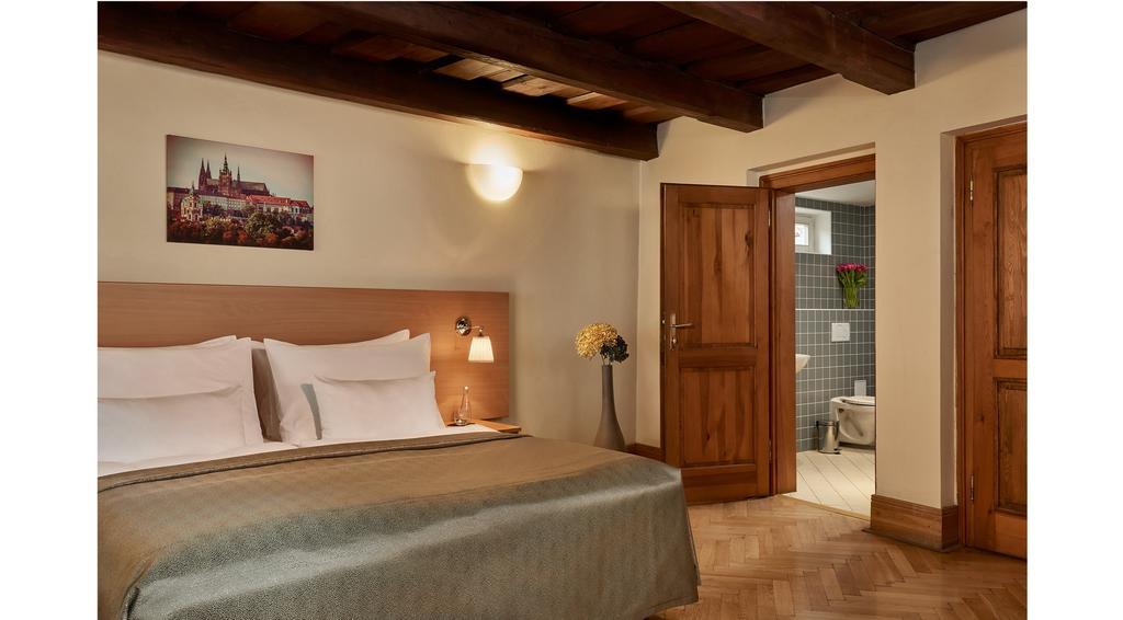 Double or Twin Room,117454420:JPEG