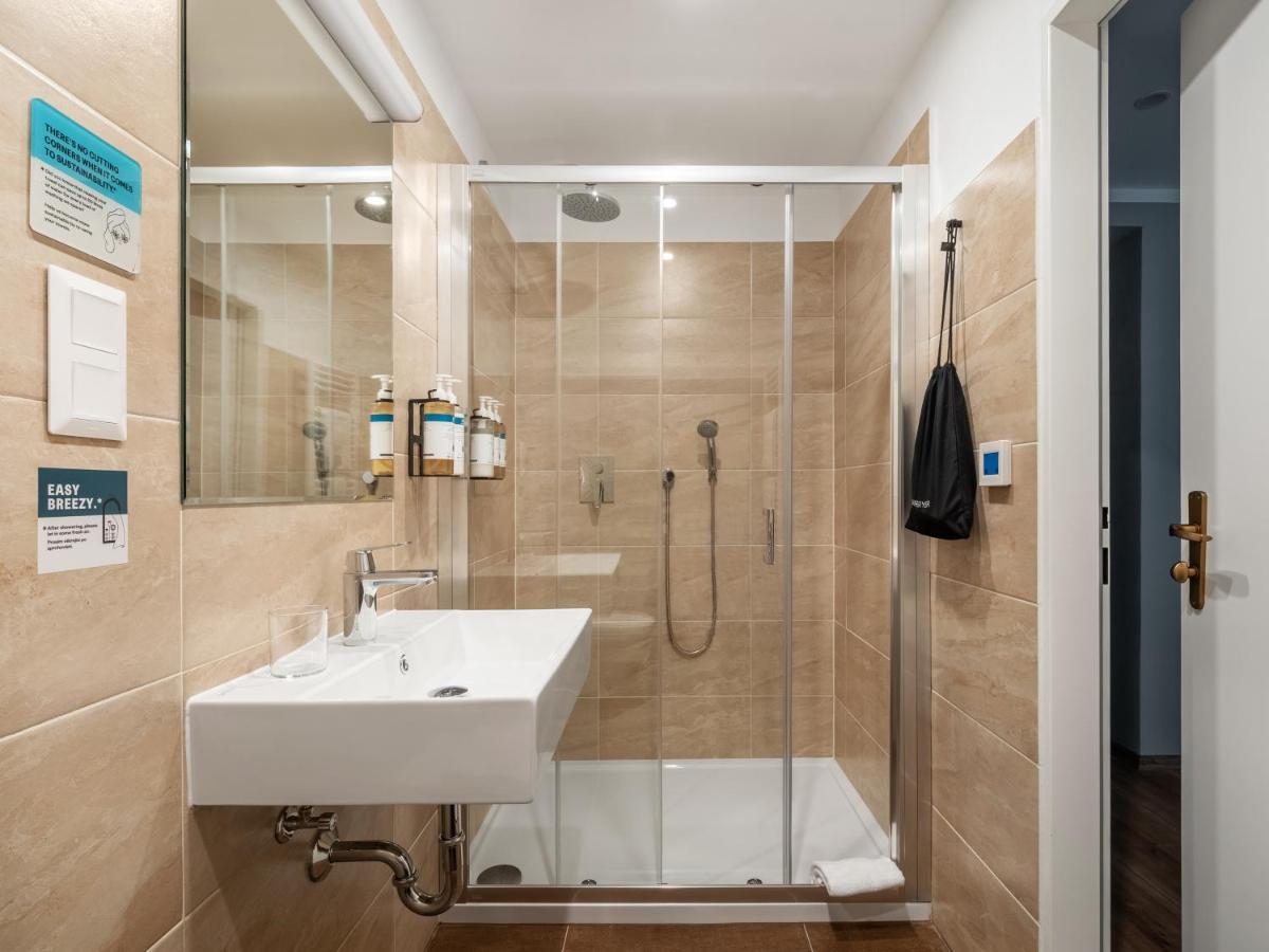 Large Studio Kitchenette