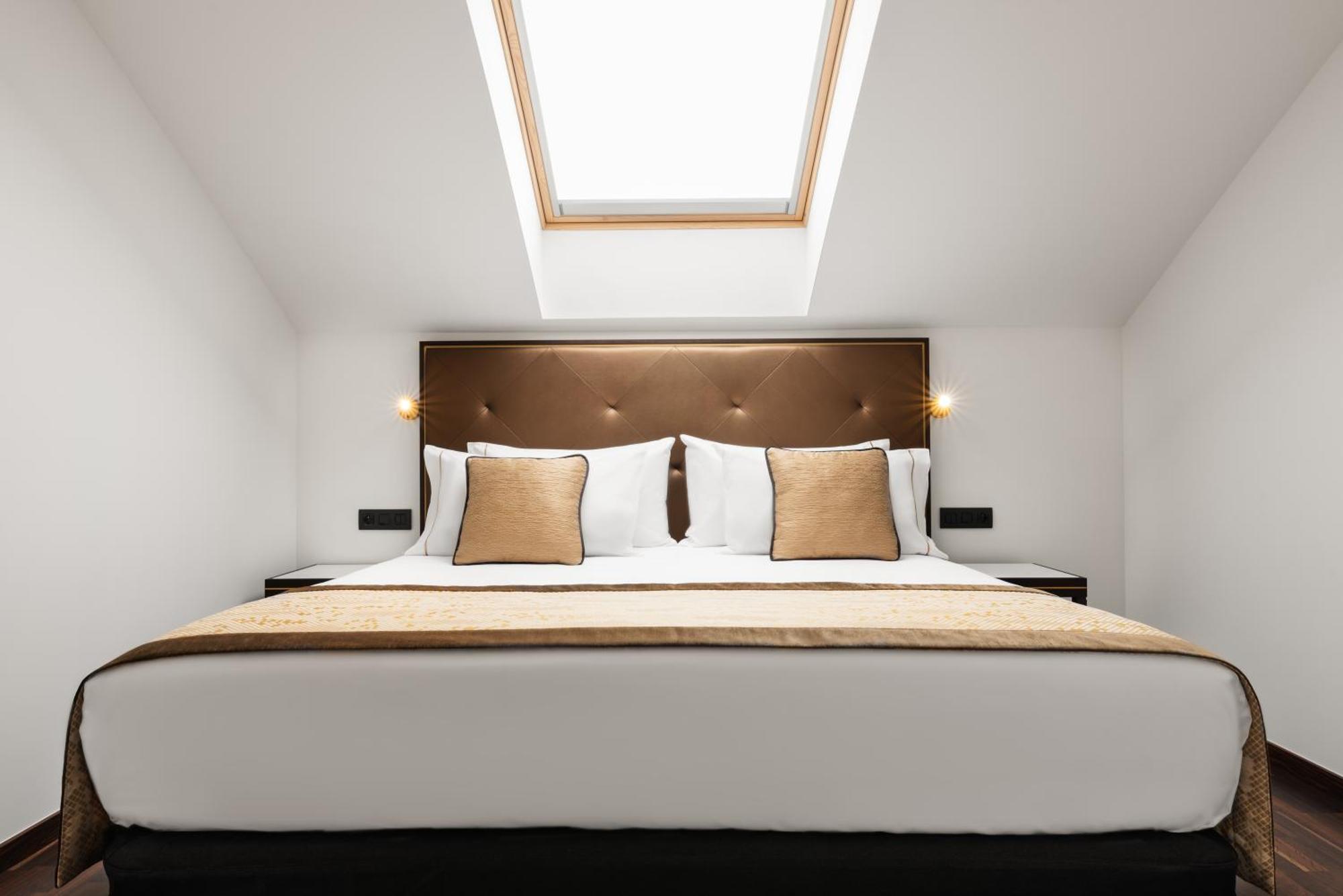 Duplex Room
