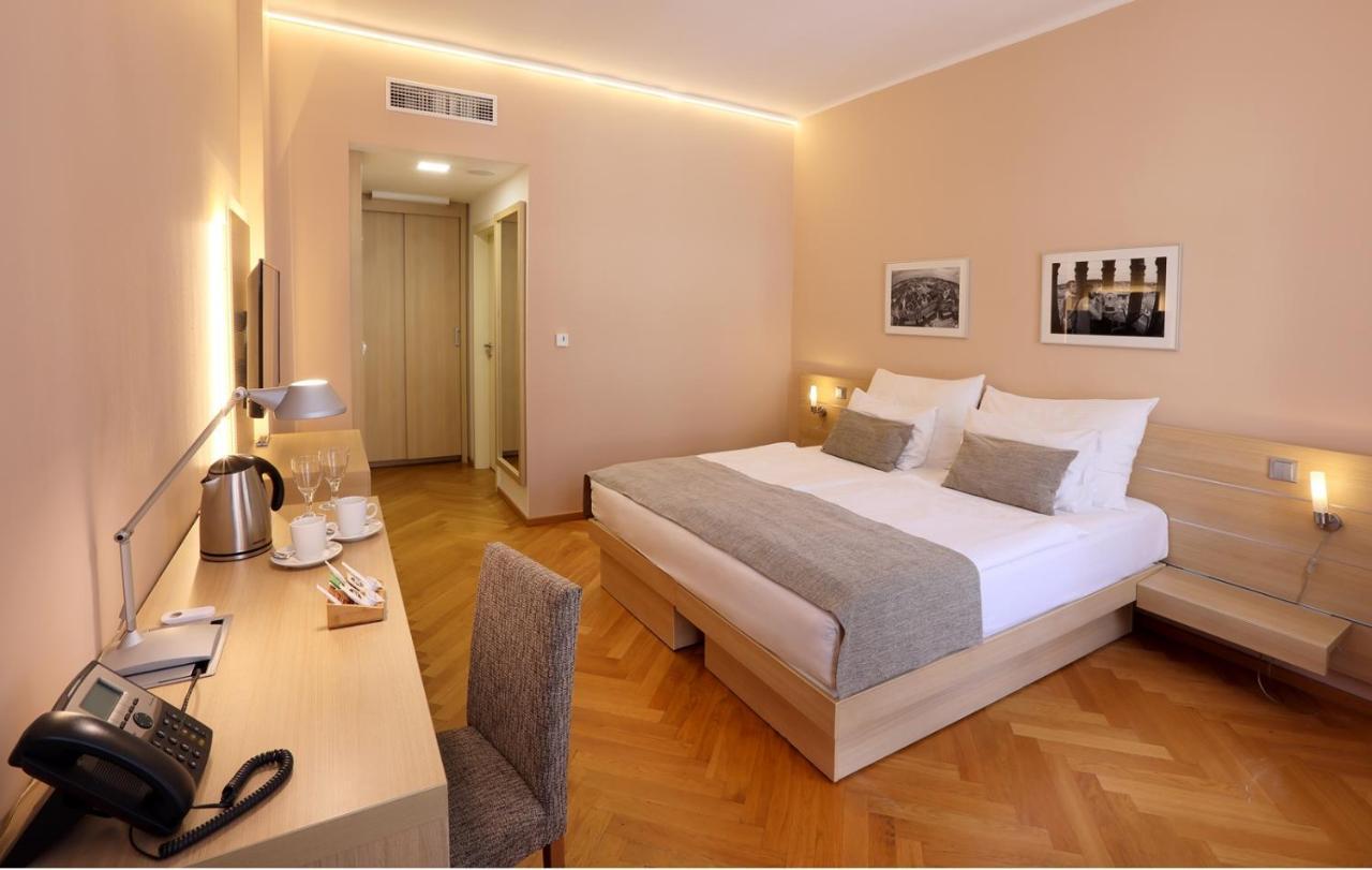 Deluxe Double or Twin Room Balcony