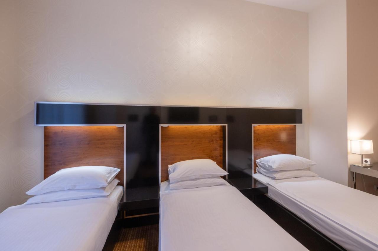 Superior Double Room Extra Bed,1323501064:JPEG