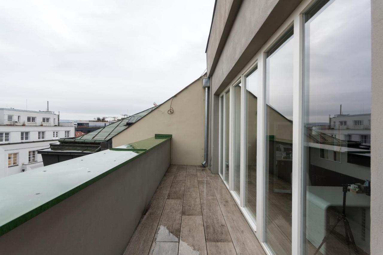 Large Room Balcony