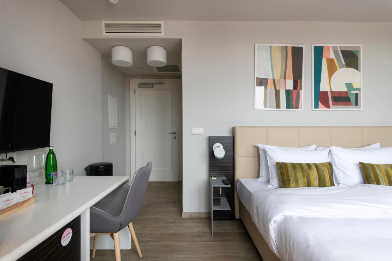Large Room