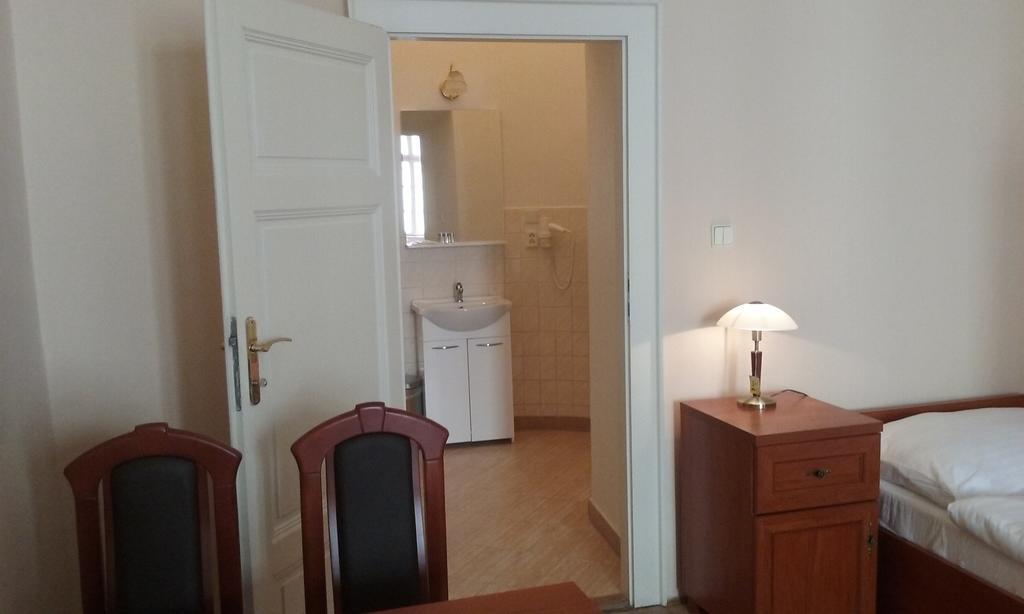 Quadruple Room with Private Bathroom