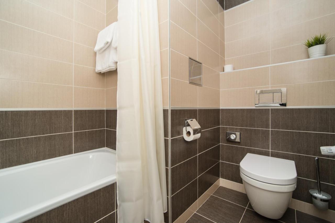 Deluxe Apartment Double Bed