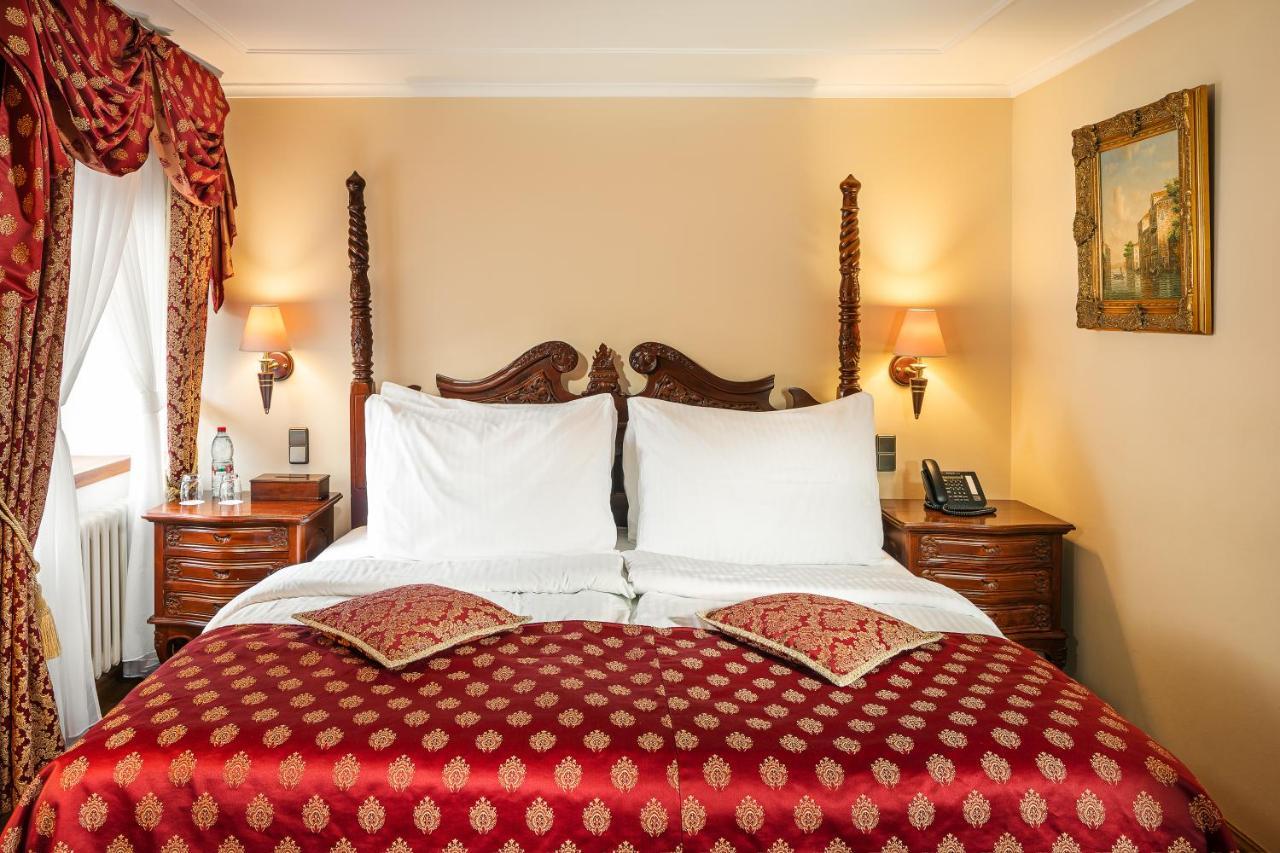 Double Room,1412912150:JPEG