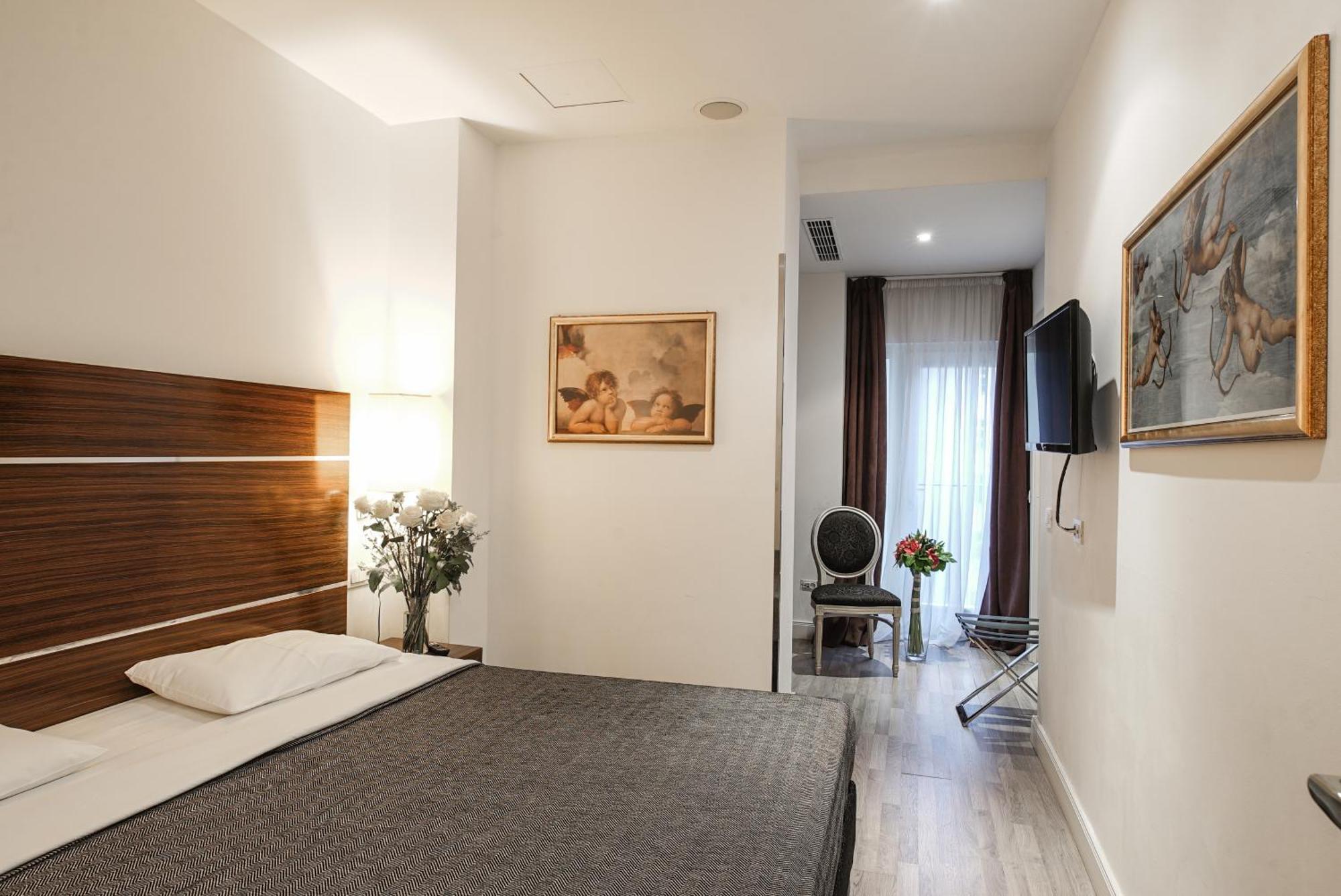 Single Room,930191884:JPEG