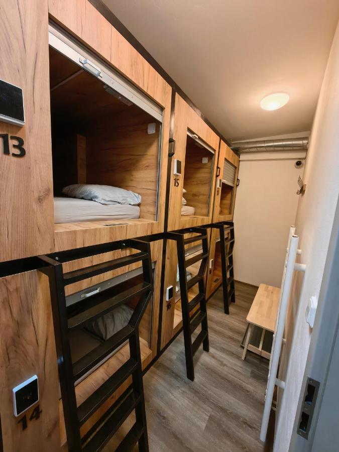 Enkeltseng på sovesal