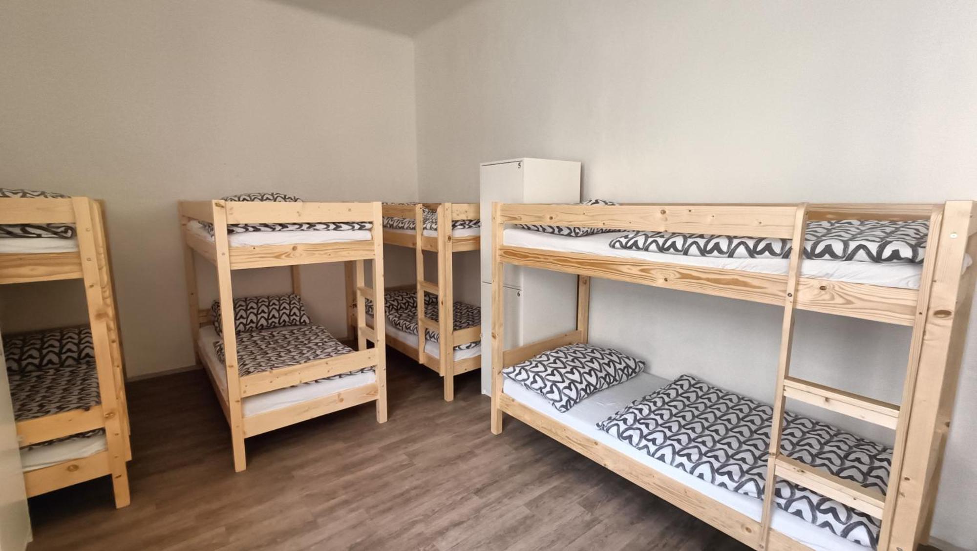 Bed 10-Bed Female Dormitory Room
