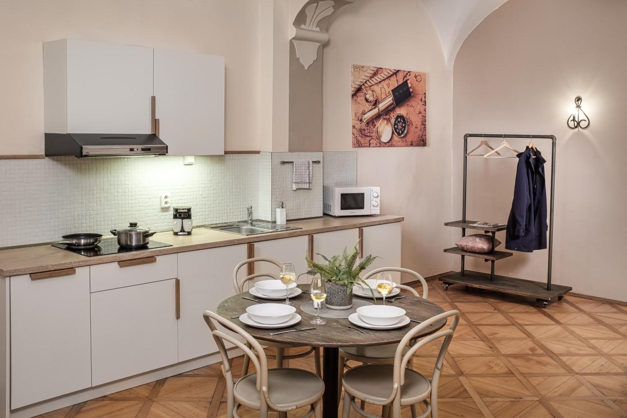 One-Bedroom Apartment North America