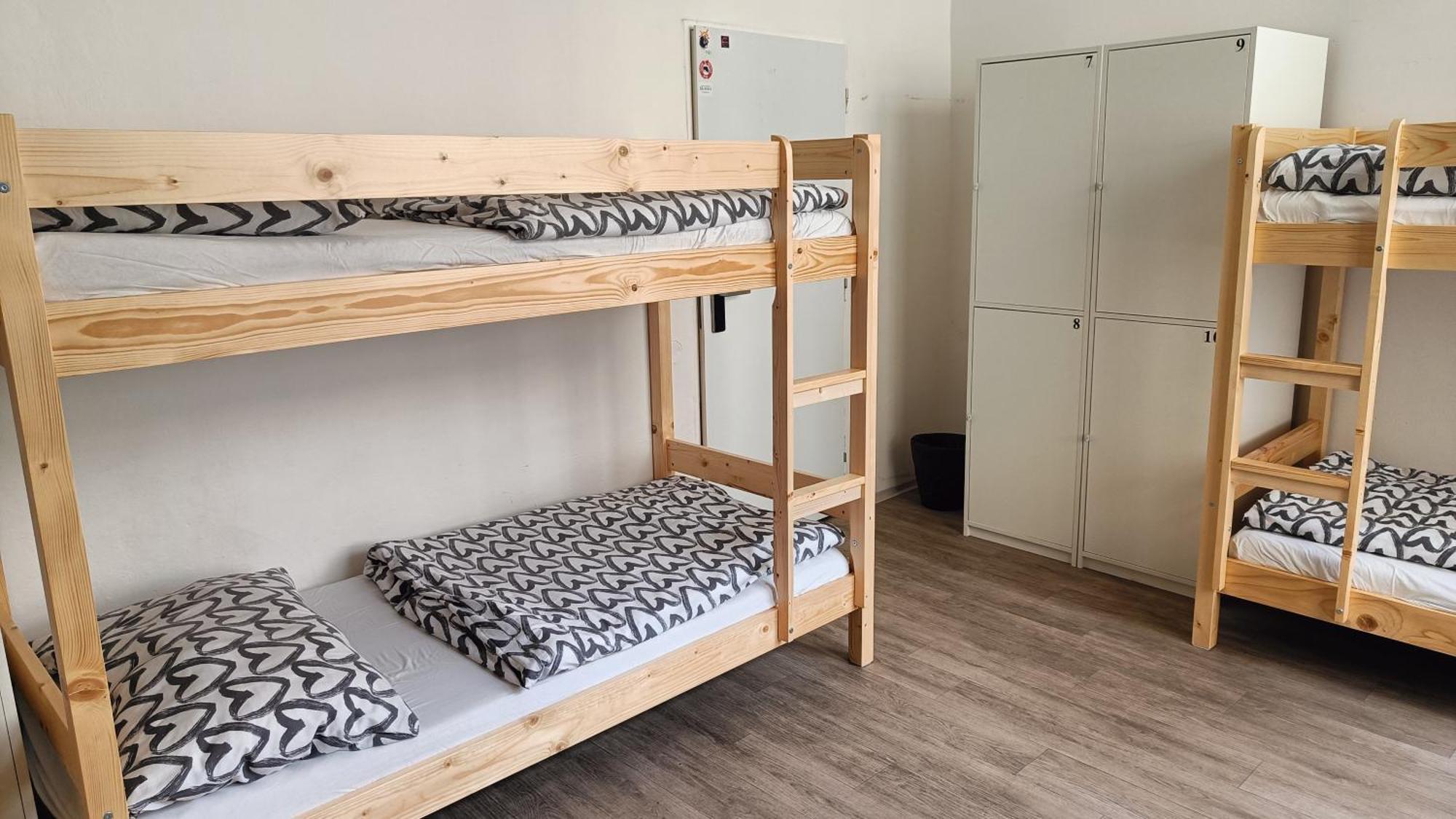 Bed 10-Bed Female Dormitory Room