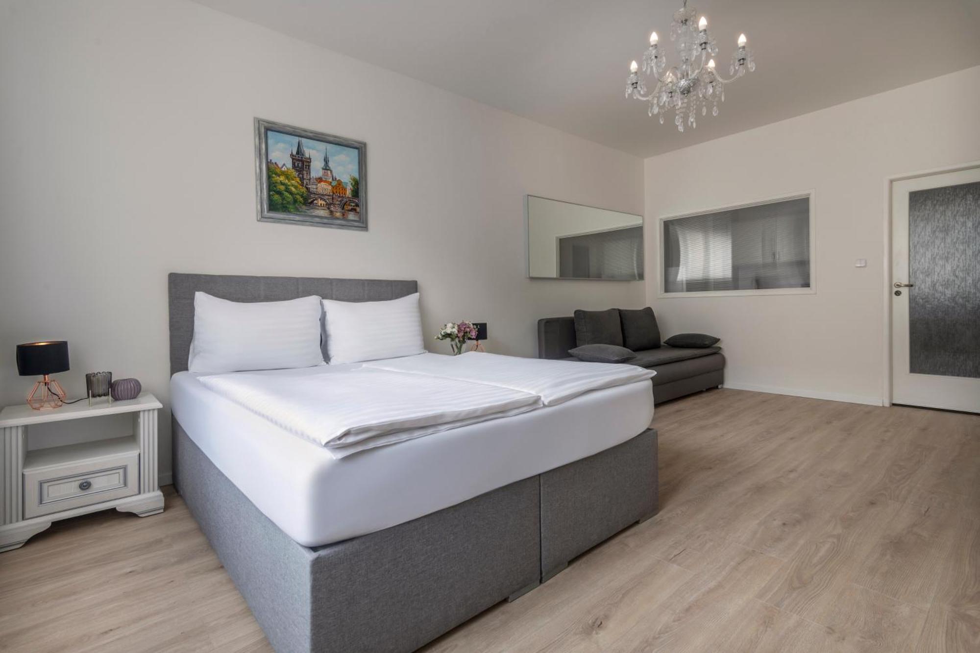 Superior Apartment
