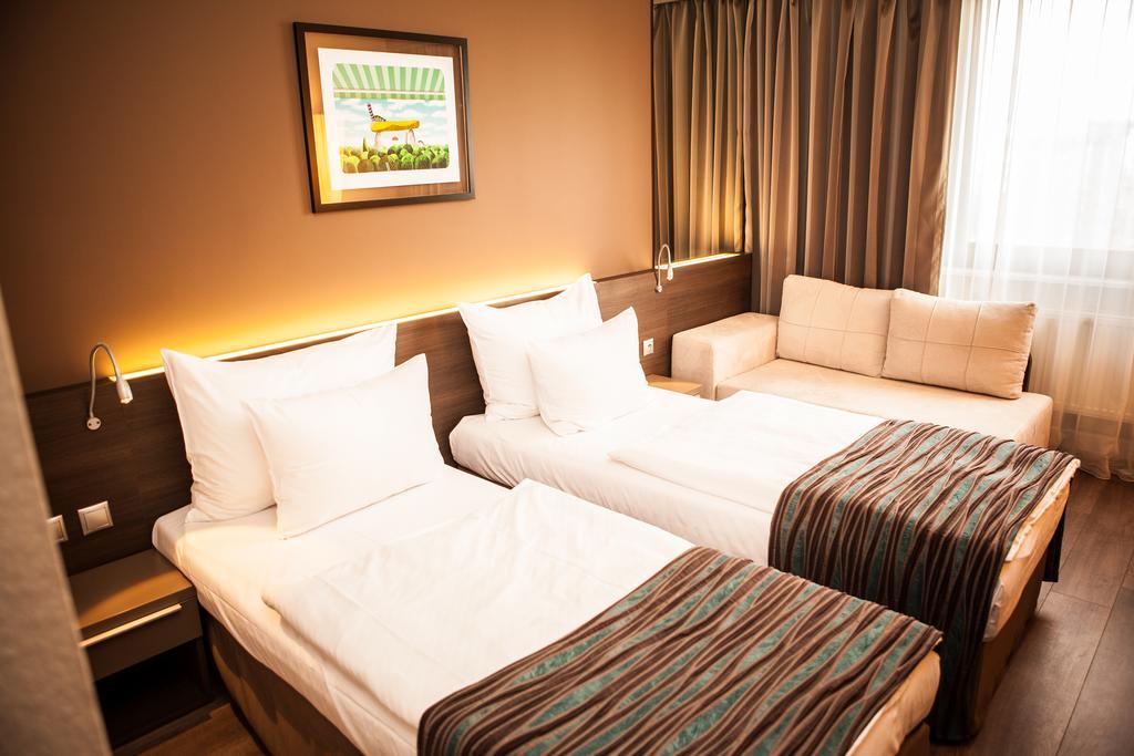 Standard Double or Twin Room Extra Bed,994862113:JPEG