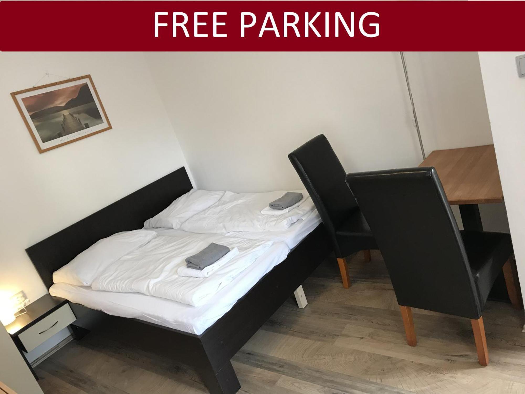 Economy Triple Room