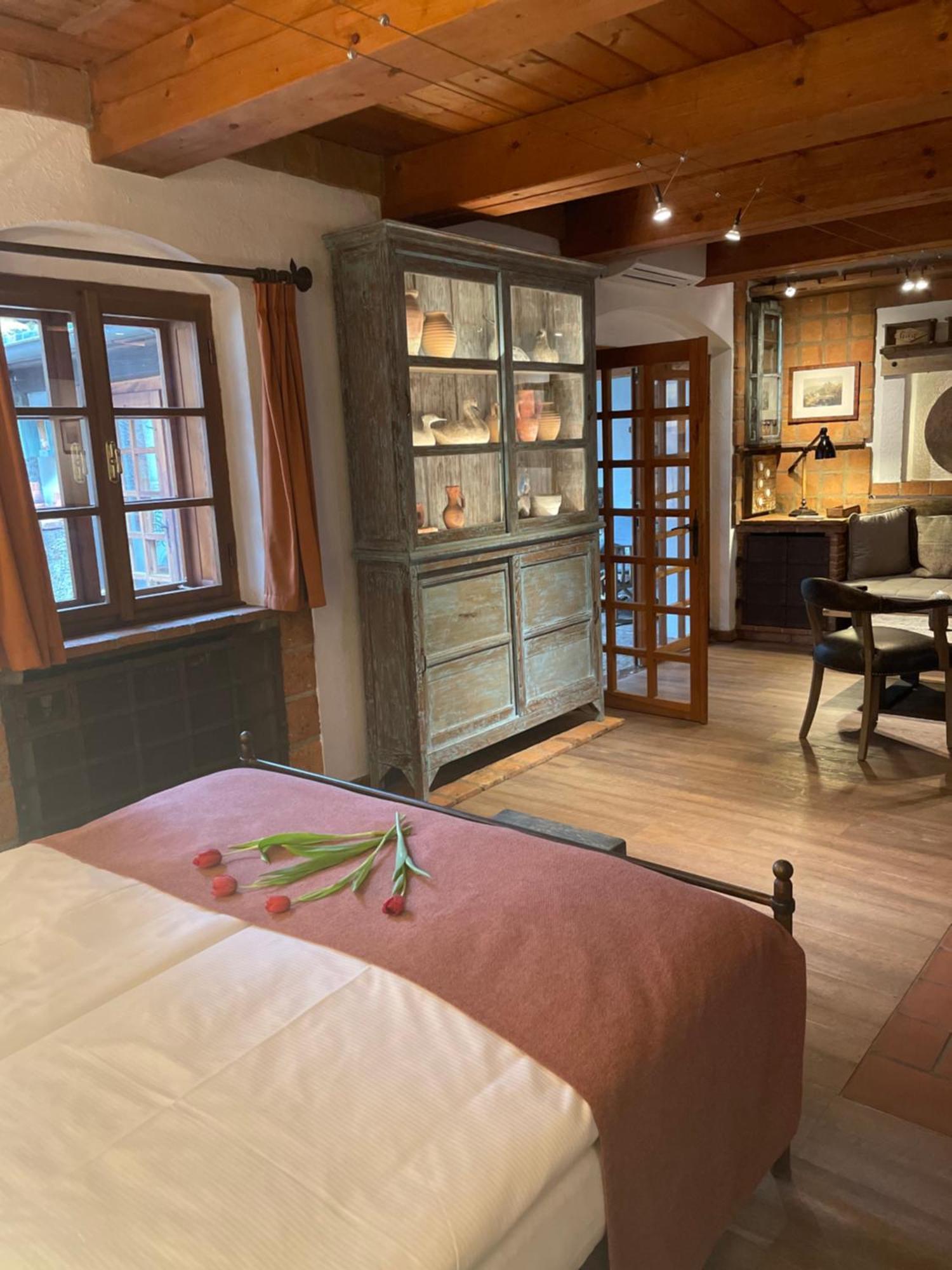 Deluxe Double Room Fireplace