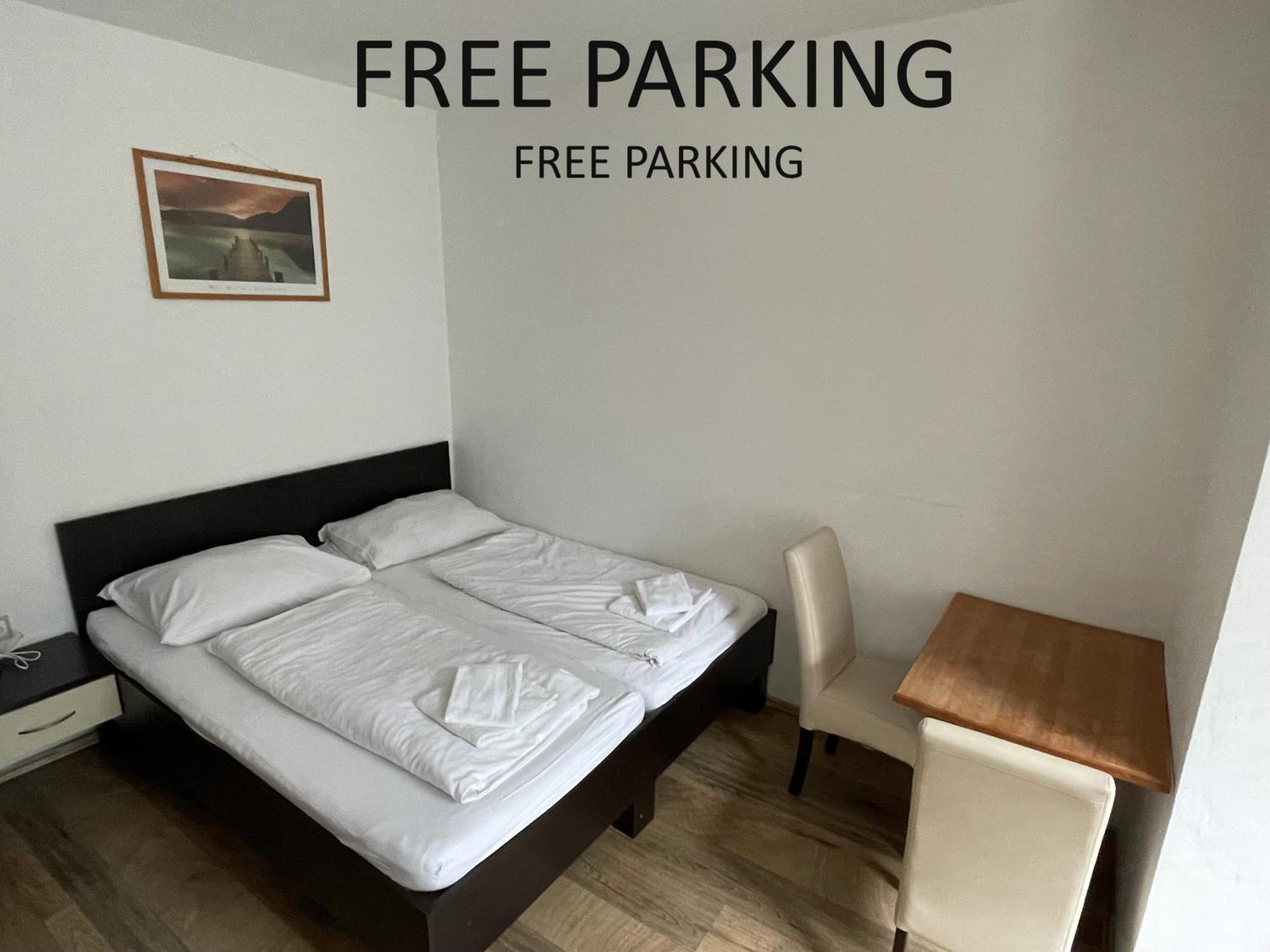 Economy Triple Room