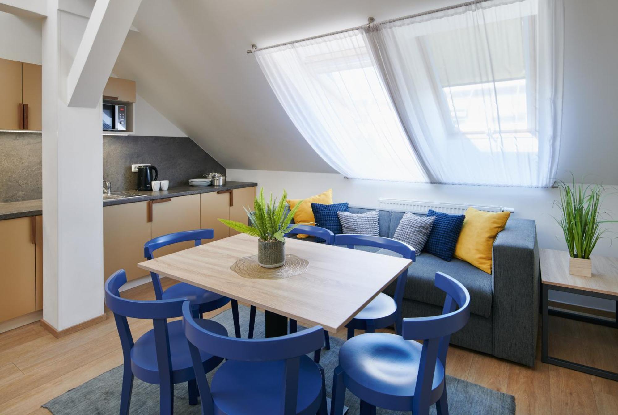 Two-Bedroom Apartment,1545539218:JPEG