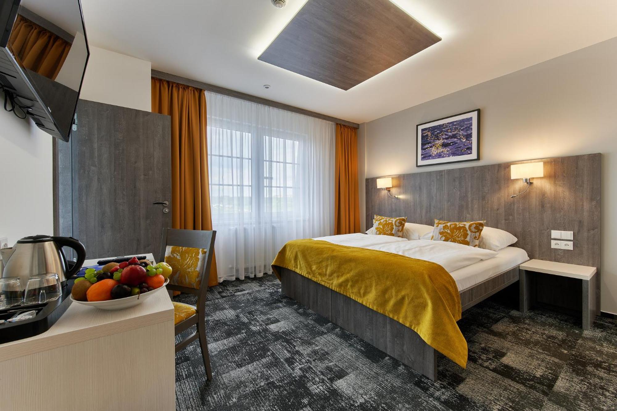 Deluxe Double Room with Water and Sauna World Access,1580276741:JPEG