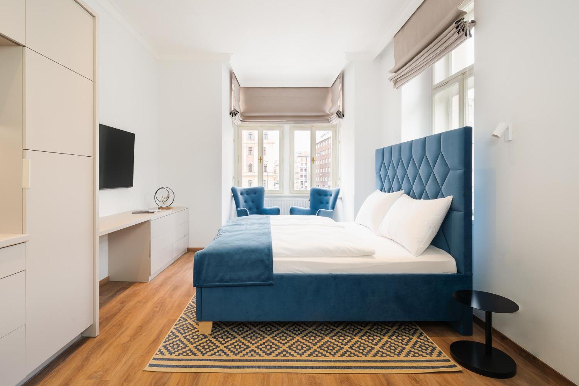 Deluxe Triple Room,1575420749:JPEG