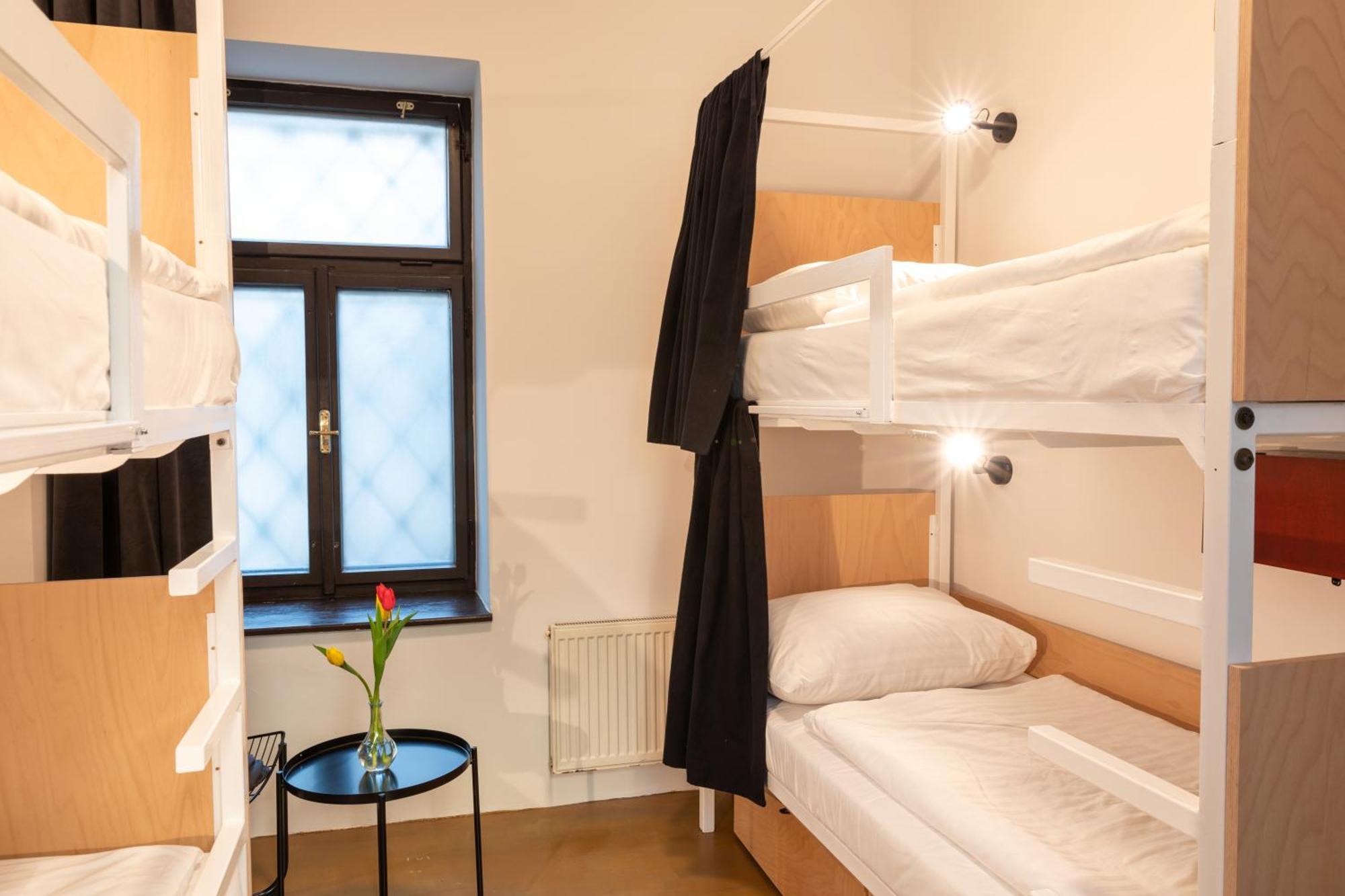 Bed 4-Bed Dormitory Room
