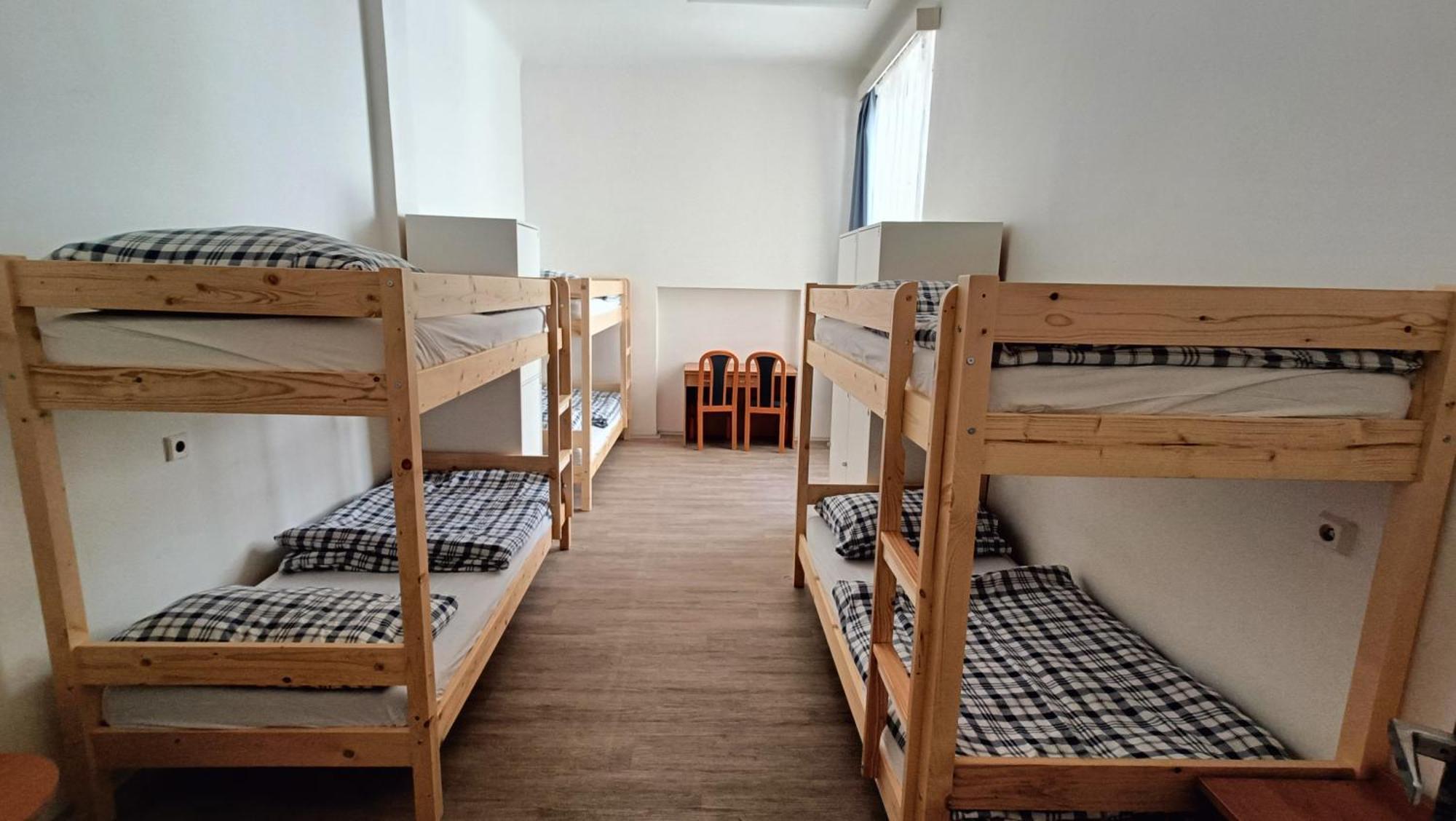 Bett im gemischten 6-Bett-Schlafsaal
