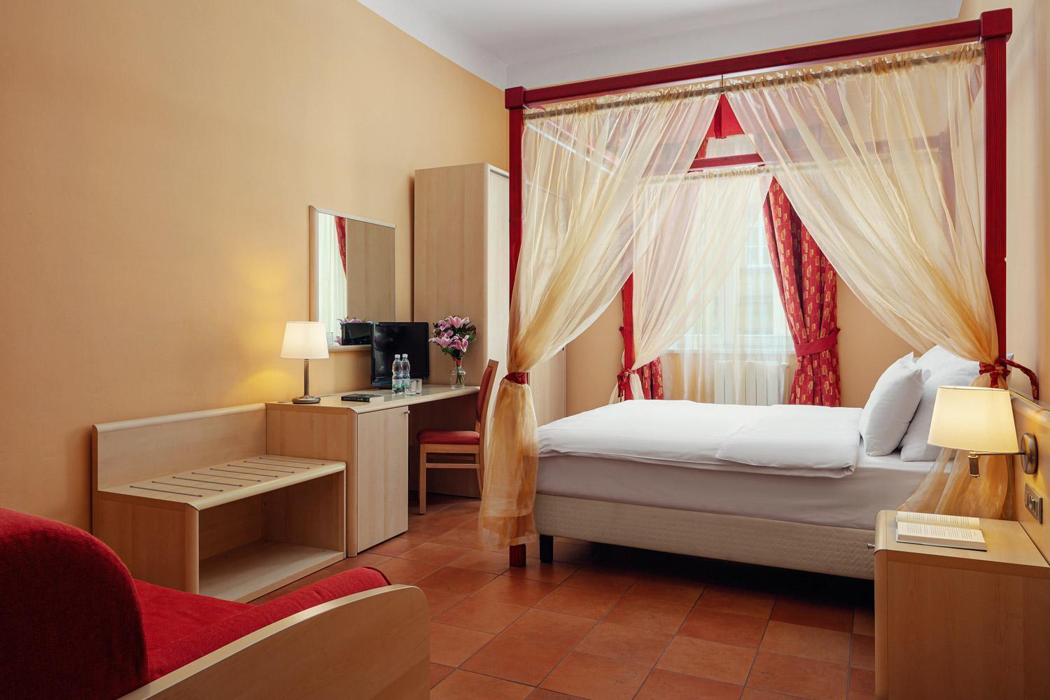 Standard Double or Twin Room,1586821798:JPEG