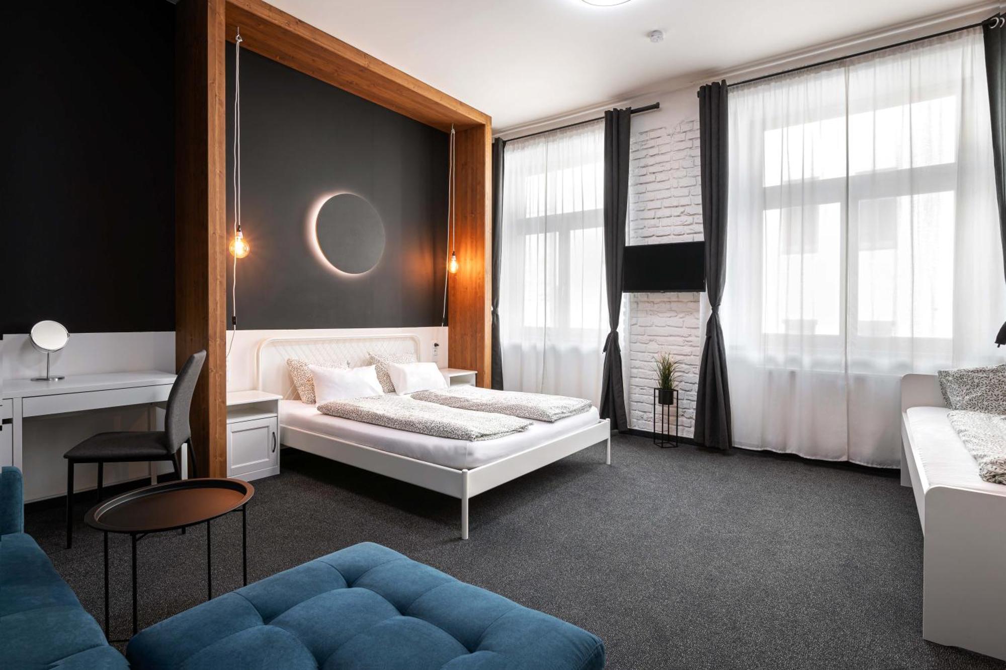Superior Triple Room,1586880366:JPEG