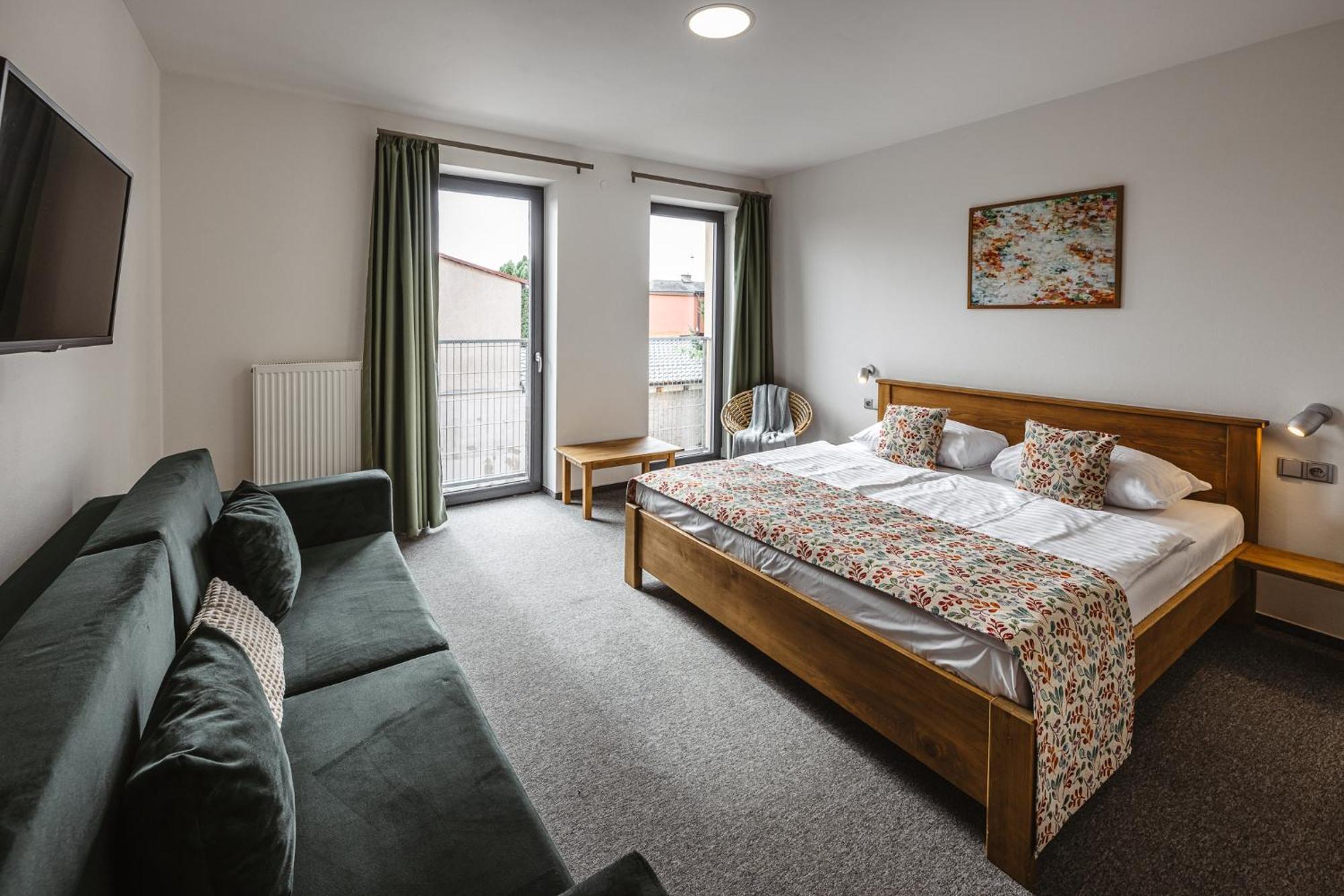 Deluxe Triple Room