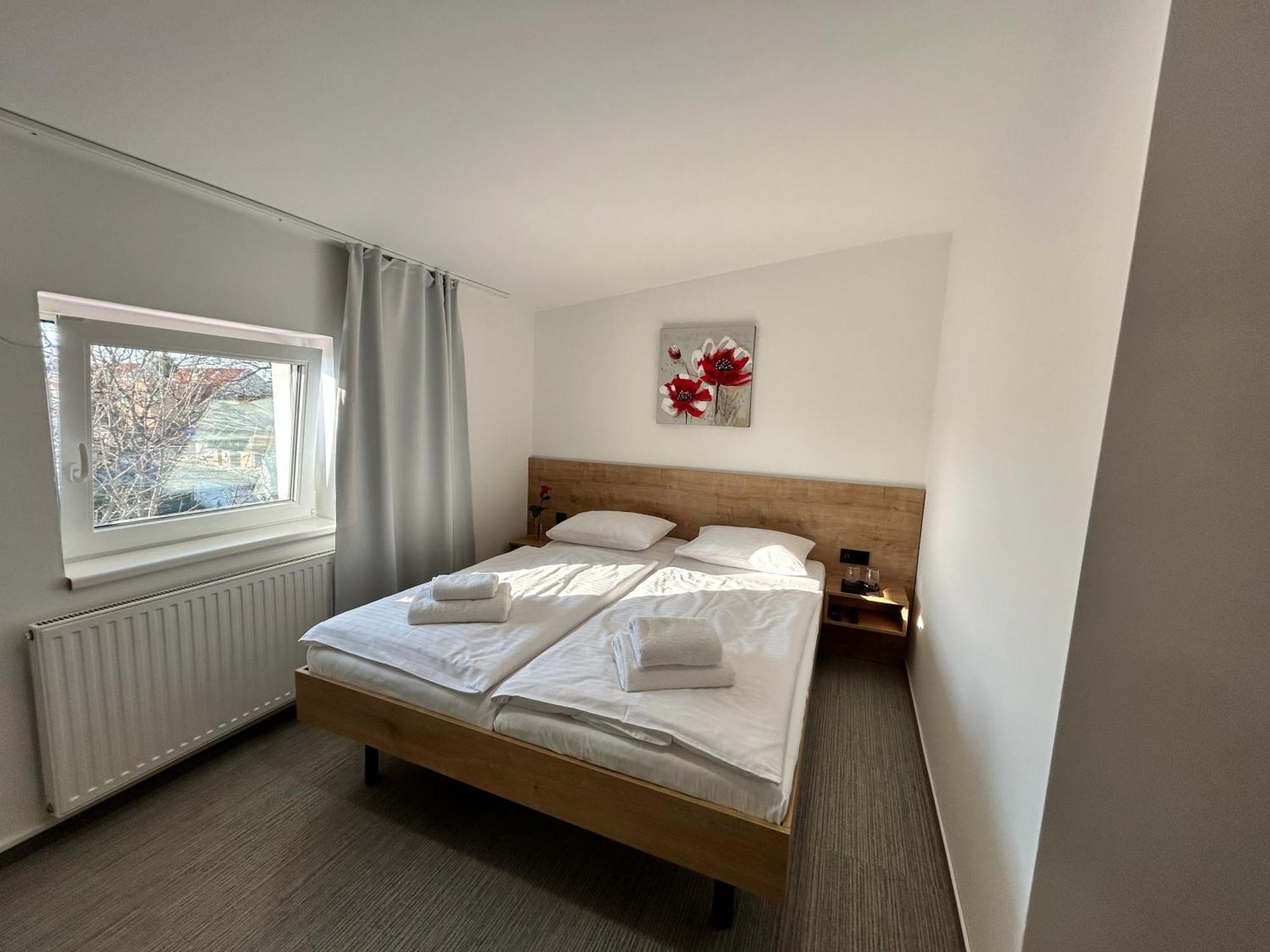 Deluxe Double Room,1638436670:JPEG