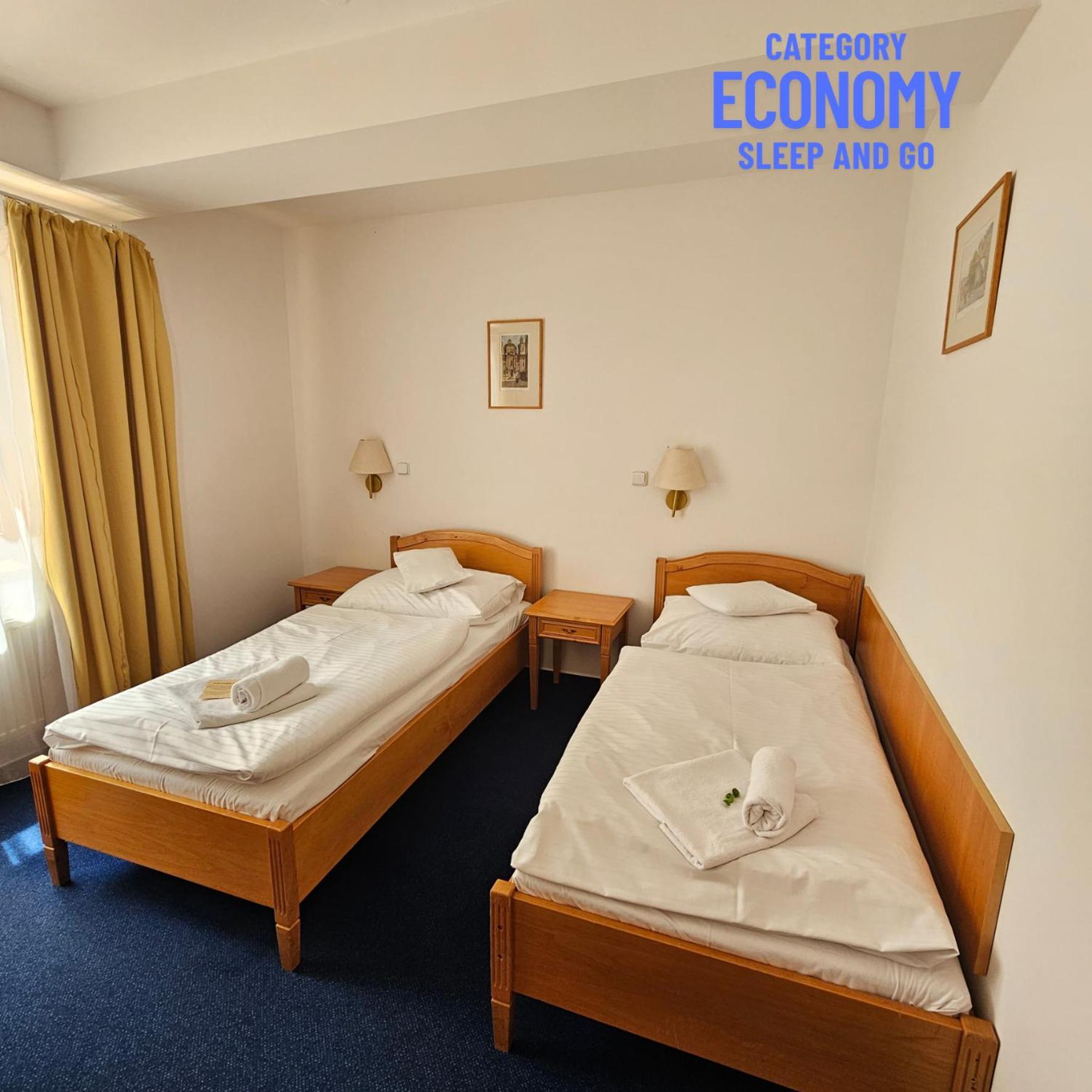 Economy Double or Twin Room,1679569786:JPEG