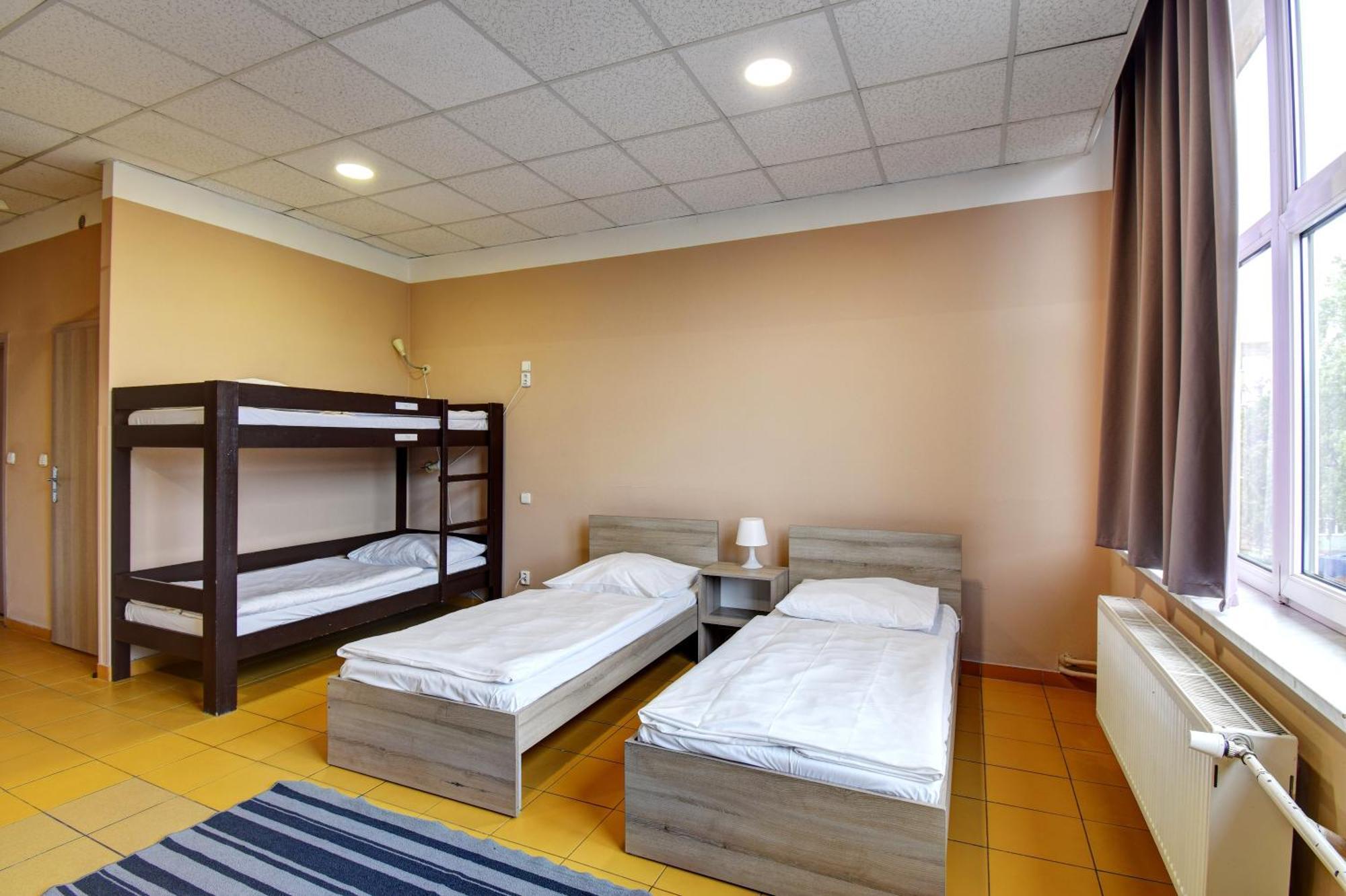Bed 6-Bed Dormitory Room,1679577247:JPEG