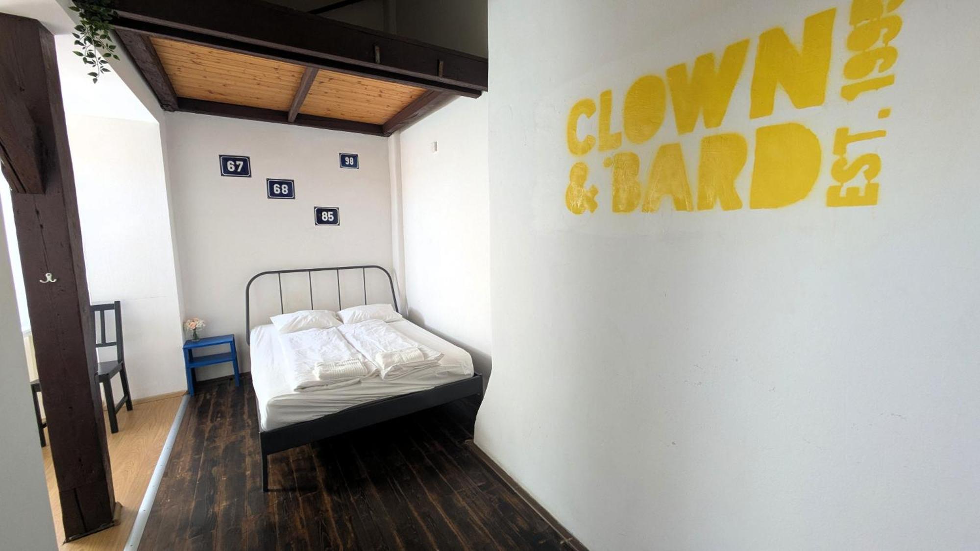 Double or Twin Room Private Bathroom
