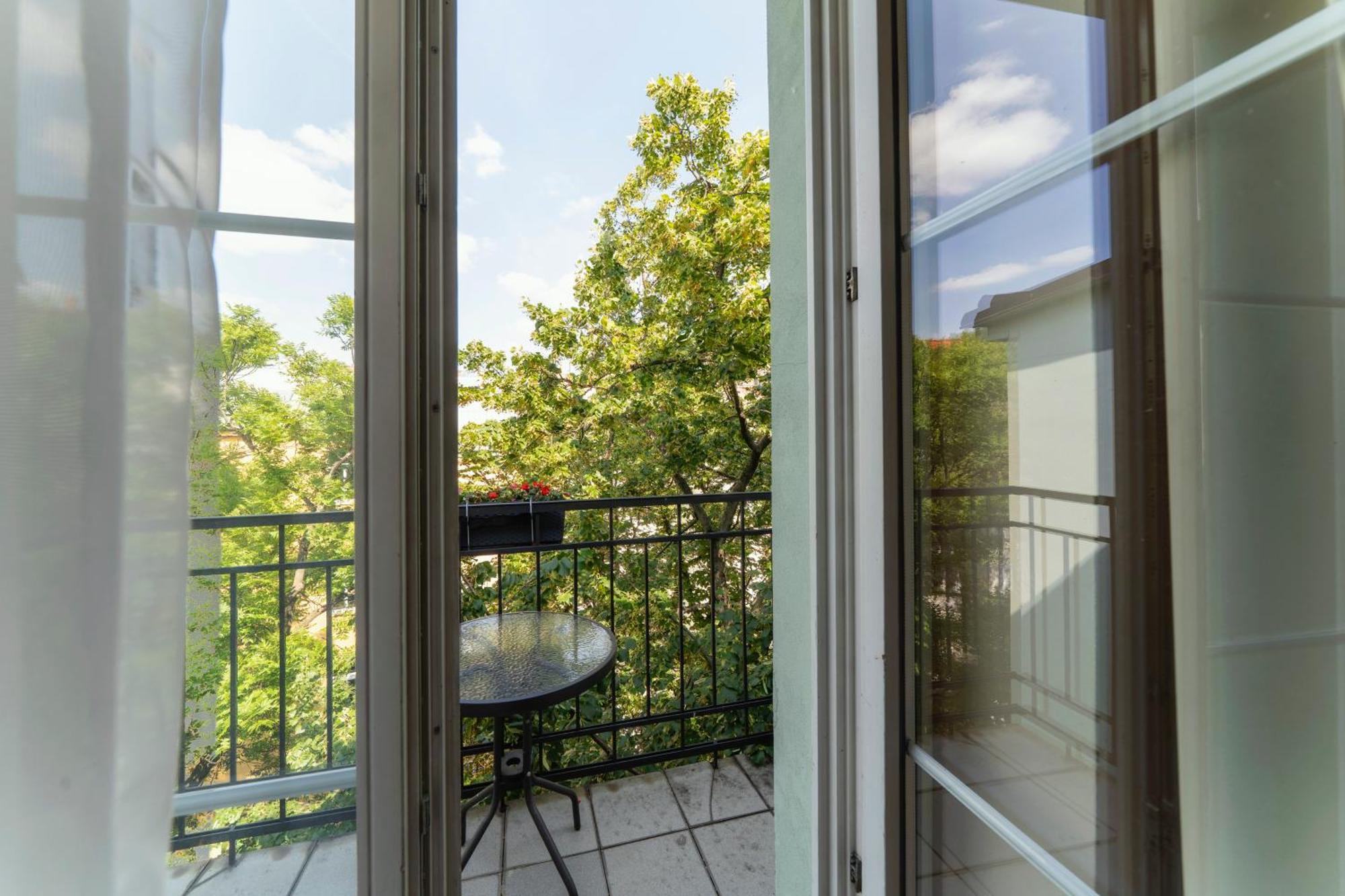 Deluxe Suite Balcony
