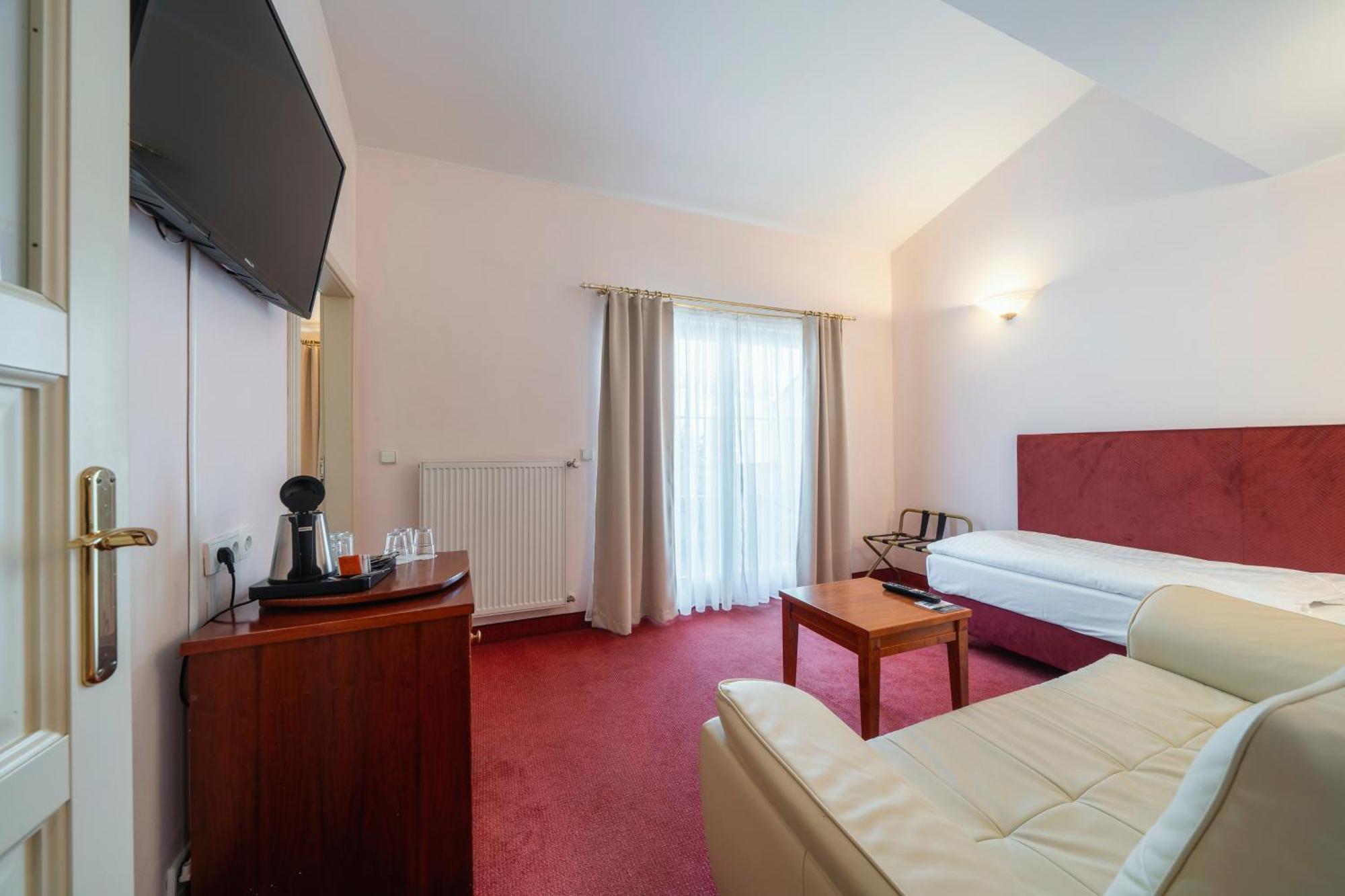 Deluxe Suite Balcony
