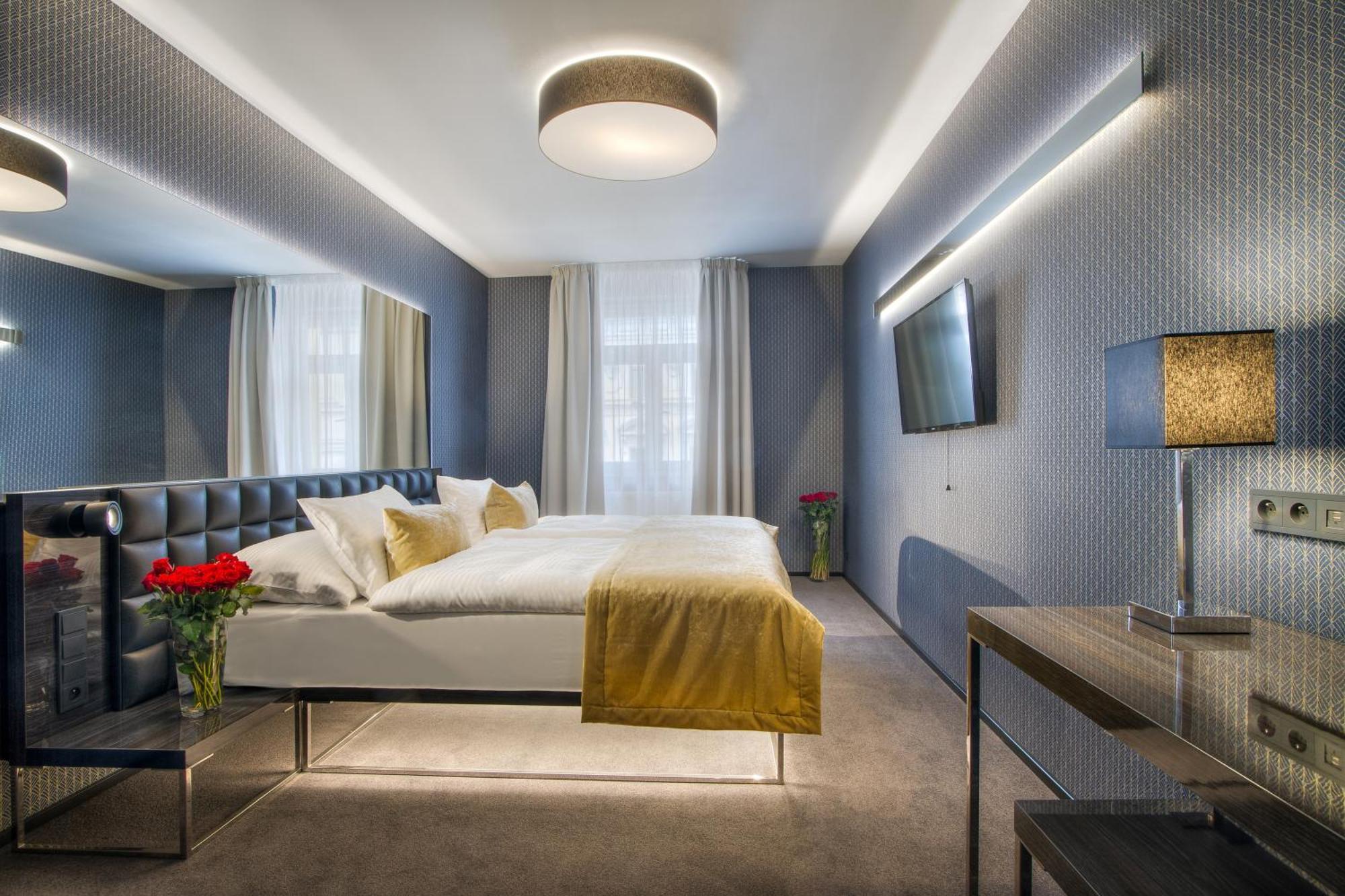 Standard Double Room,1705561753:JPEG