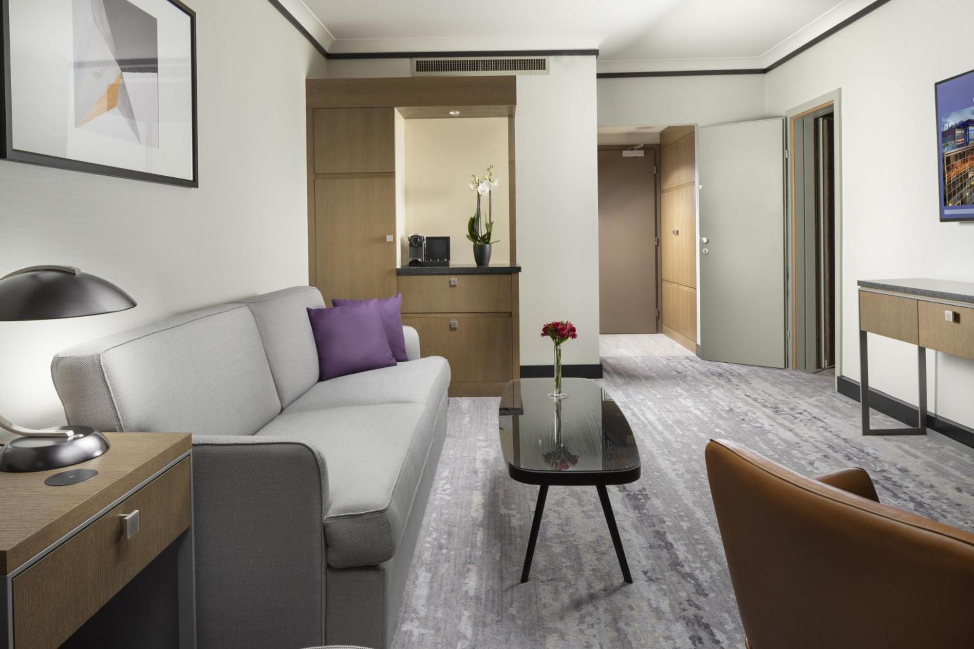 King Executive Suite