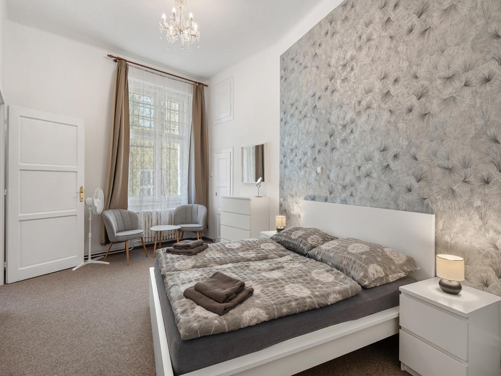 Two-Bedroom Apartment,1765761992:JPEG