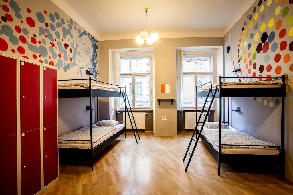 Cama en habitación compartida mixta de 6 camas