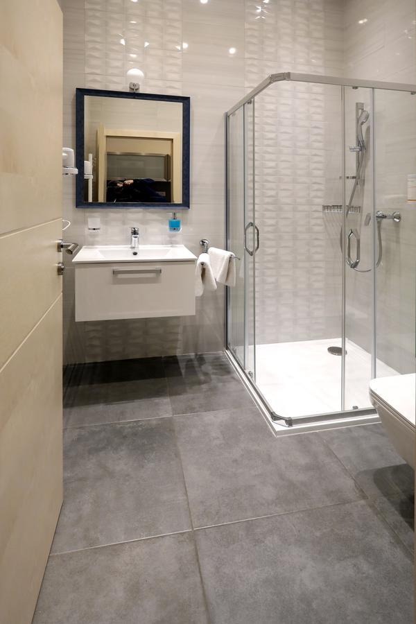 Superior Studio,509899137:JPEG