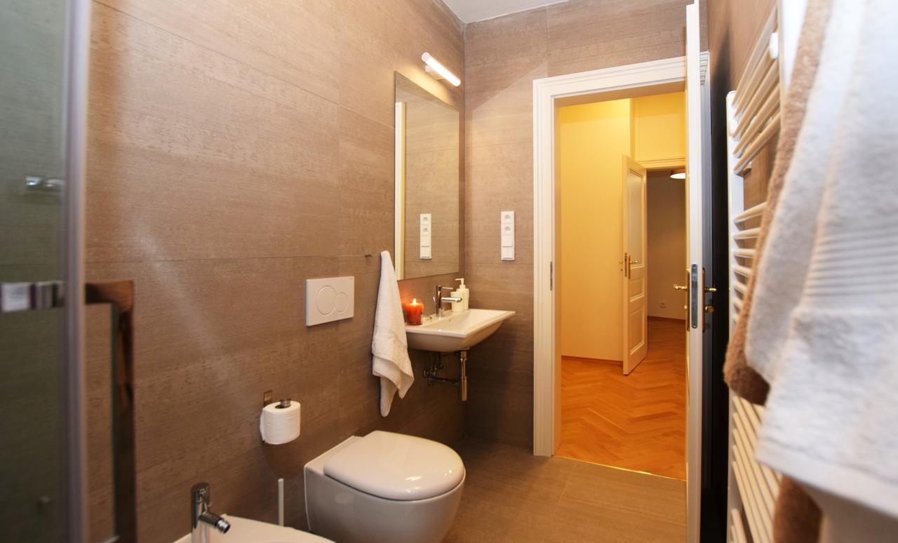 Two-Bedroom Apartment,558862227:JPEG