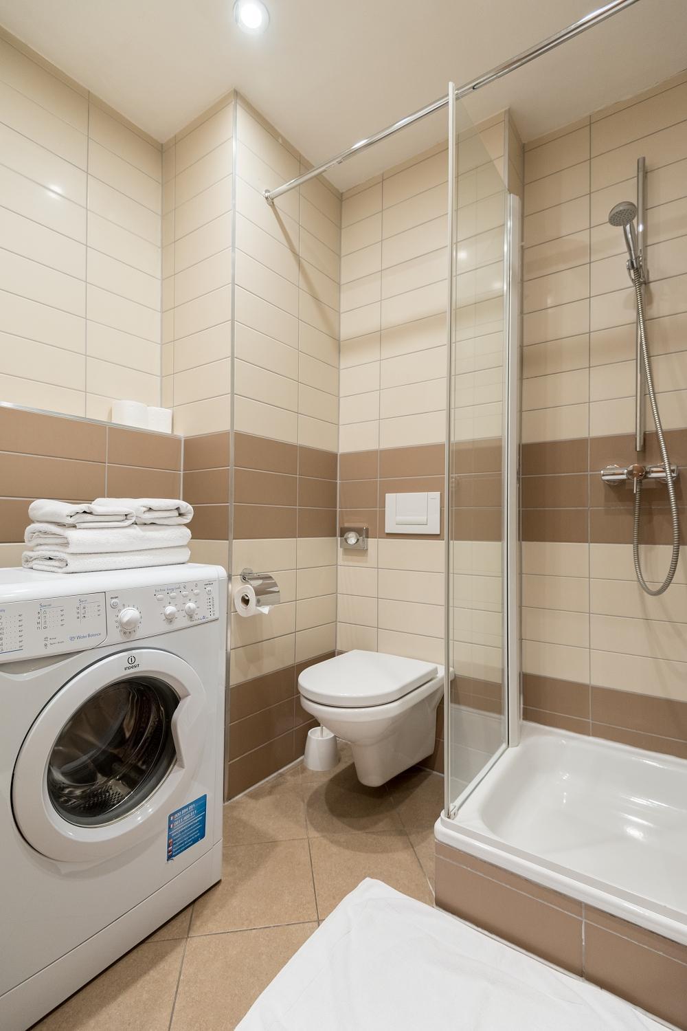 One-Bedroom Apartment,706635283:JPEG