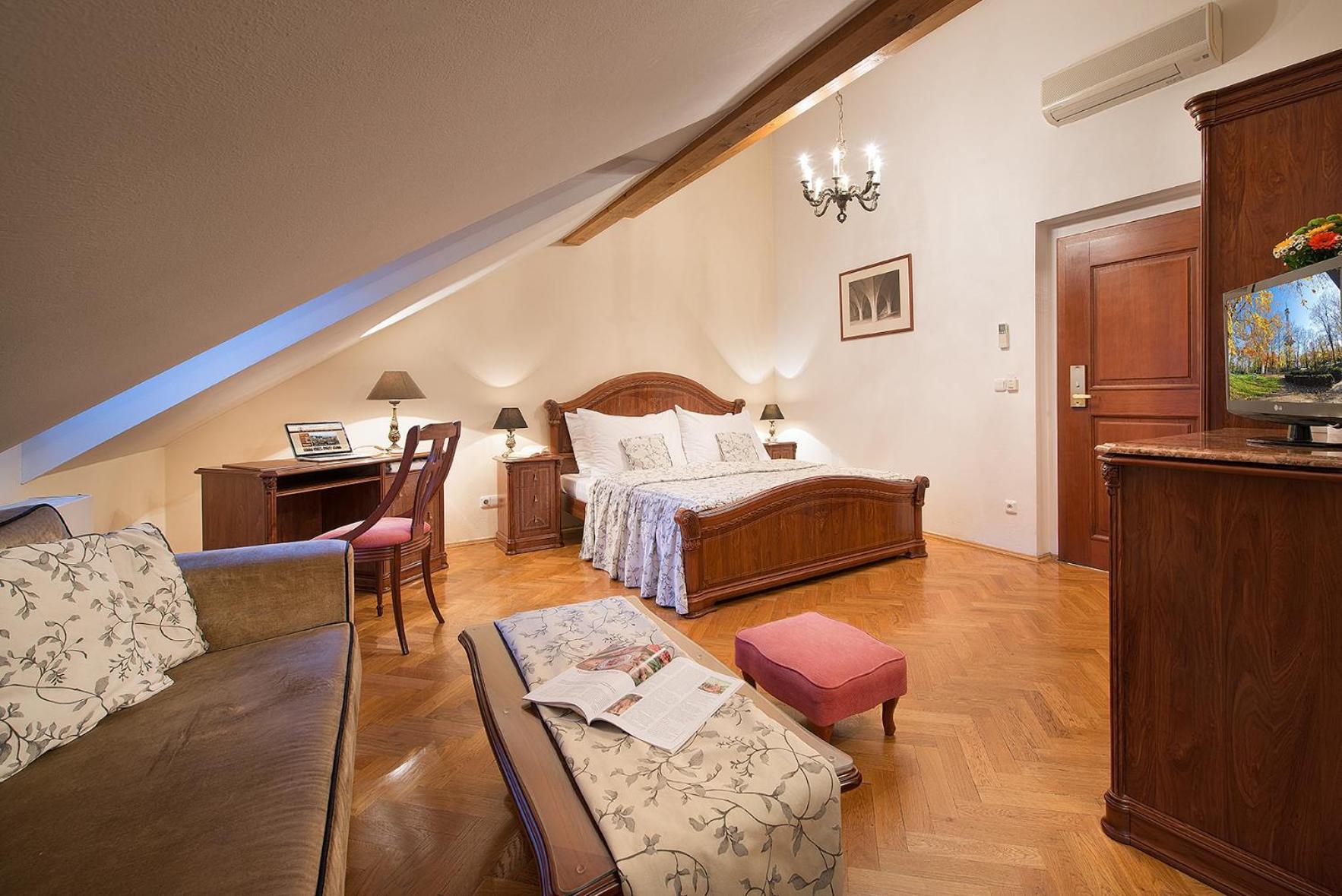 Standard Double or Twin Room