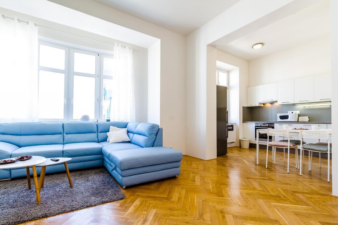 Two-Bedroom Apartment,746260124:JPEG