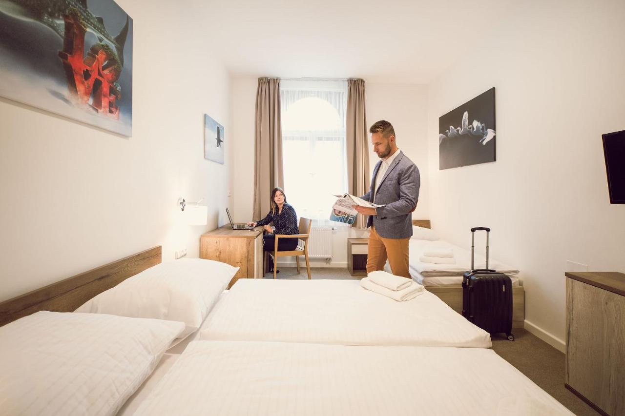 Comfort Triple Room