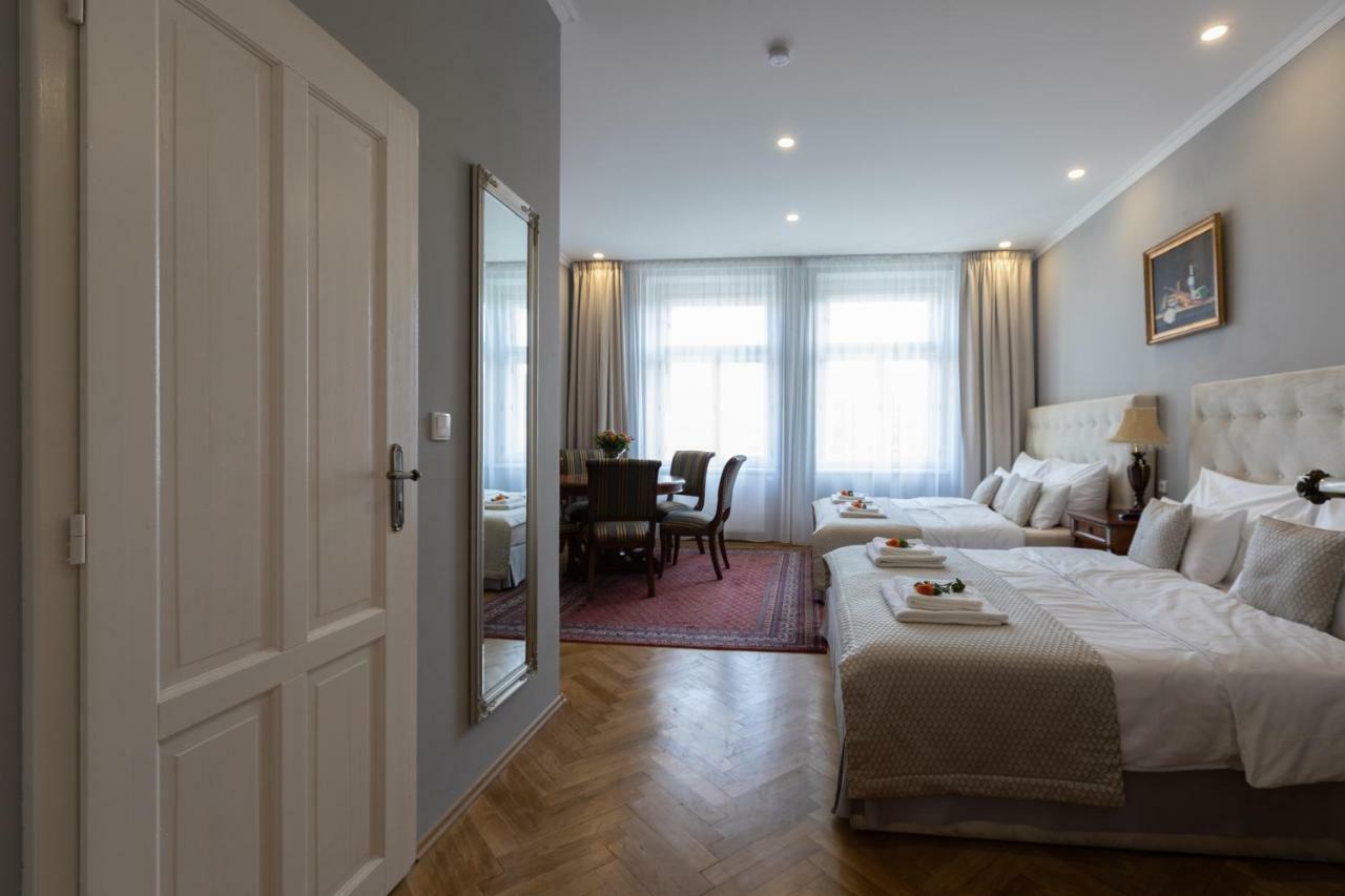Junior Quadruple Room