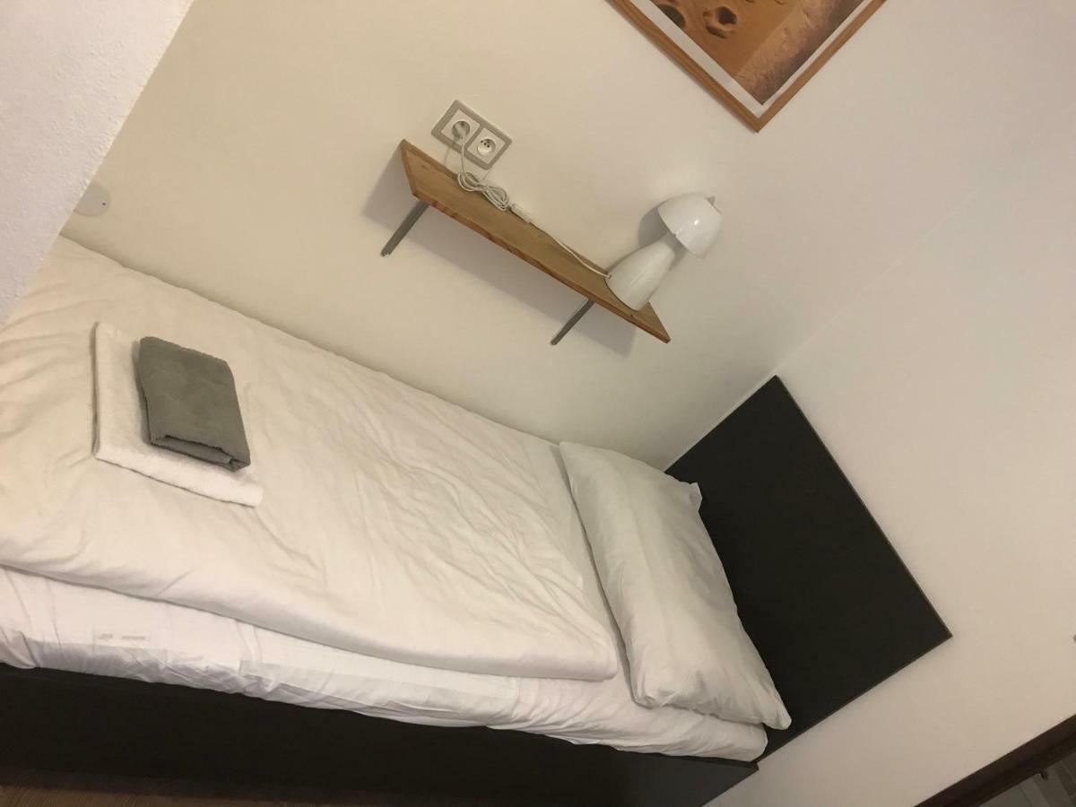 Economy Twin Room