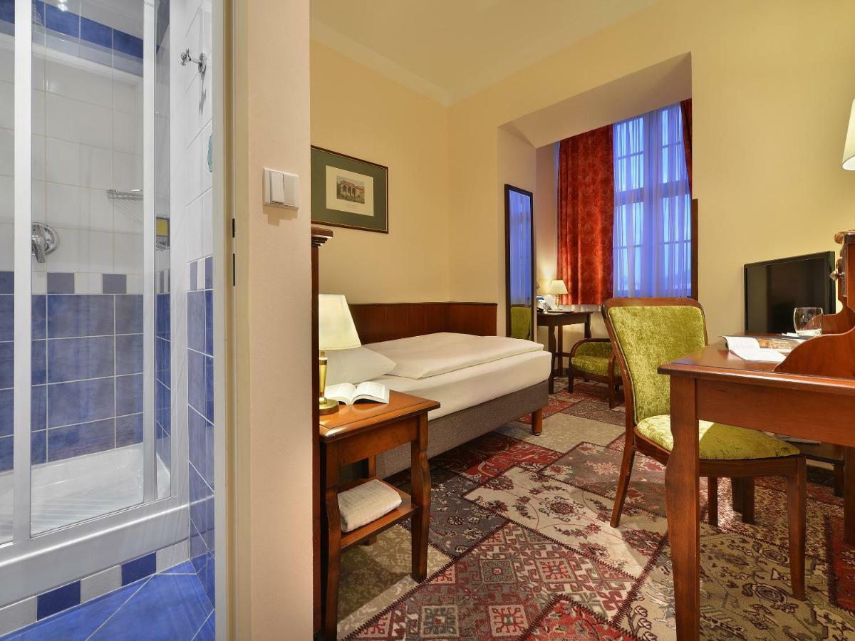 Single Room Castle View